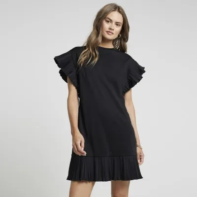 Black frill hem t-shirt mini dress sold by River Island