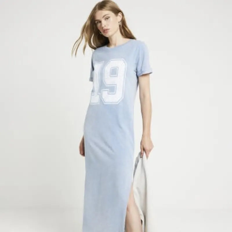 Blue number graphic t-shirt midi dress made by River Island