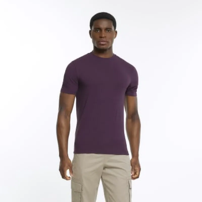 Purple muscle fit stretch t-shirt sold by River Island