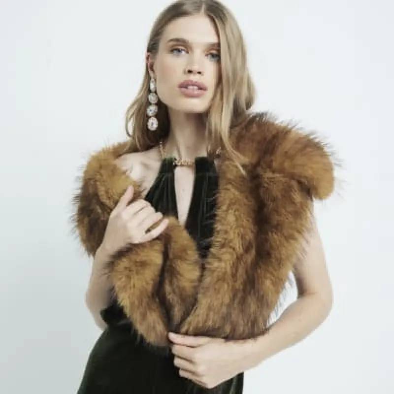 Brown Fox Faux Fur Collar Scarf sold by River Island