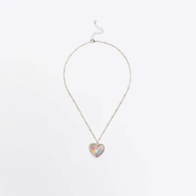 Gold heart necklace sold by River Island