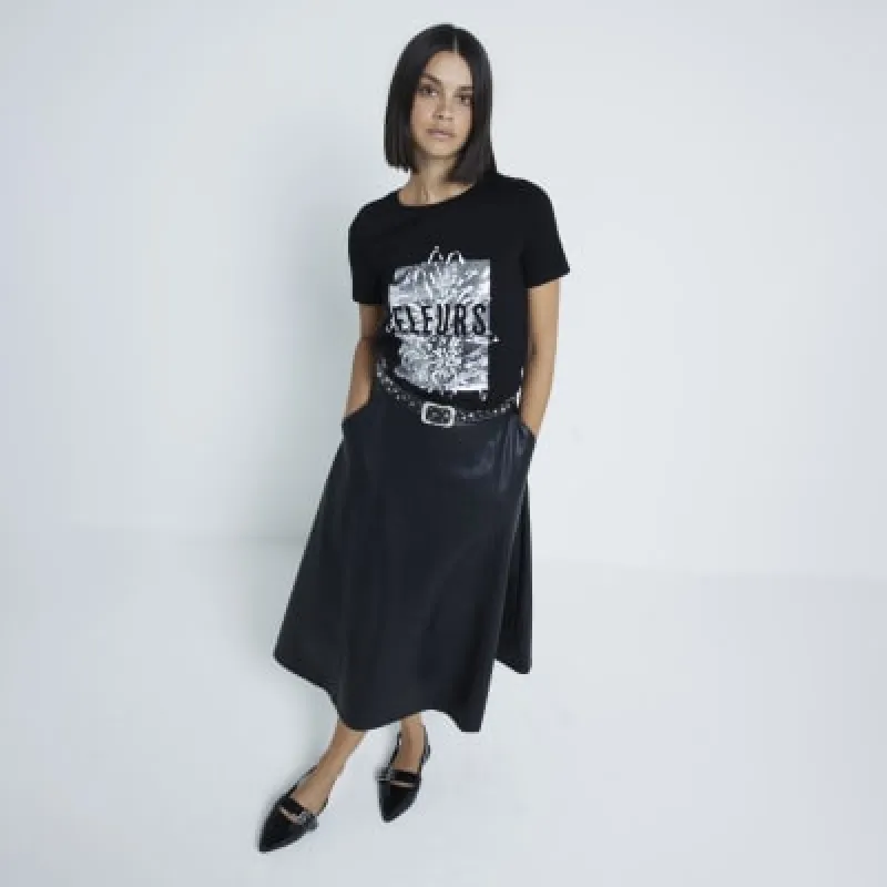 Black Fleurs graphic print t-shirt sold by River Island