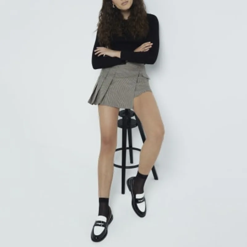 Black Colour Block Monochrome Chunky Loafer sold by River Island