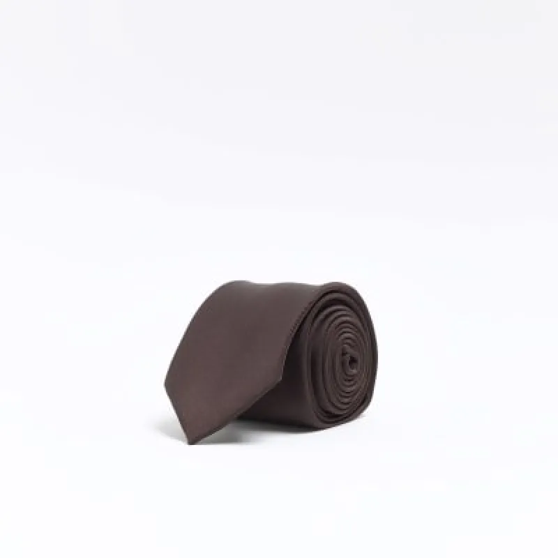 Red twill tie sold by River Island