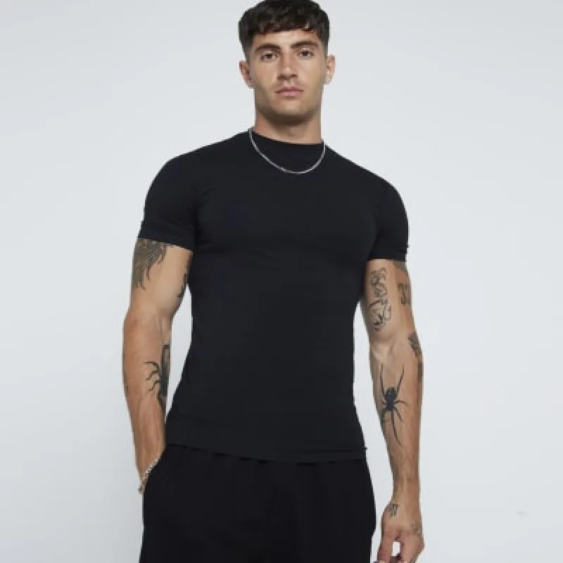 Black RI studio muscle fit stretch t-shirt sold by River Island