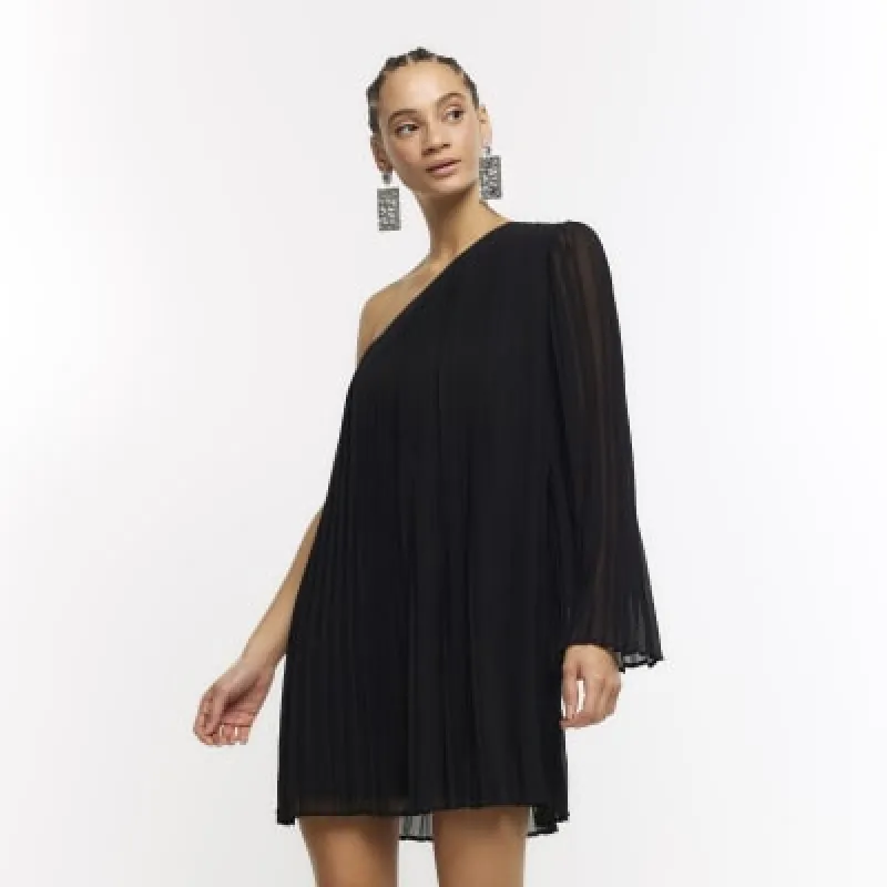 Black plisse one shoulder shift mini dress sold by River Island