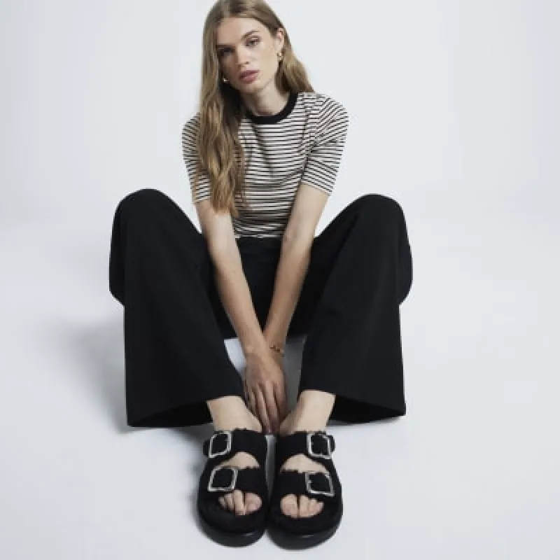 Black borg lining sandals sold by River Island