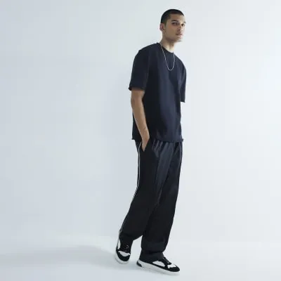 Black Regular Fit Raw Hem T-Shirt sold by River Island