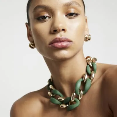 Green chunky chain necklace sold by River Island