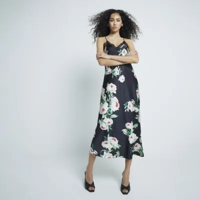 Black Lace Trim Floral Maxi Dress sold by River Island