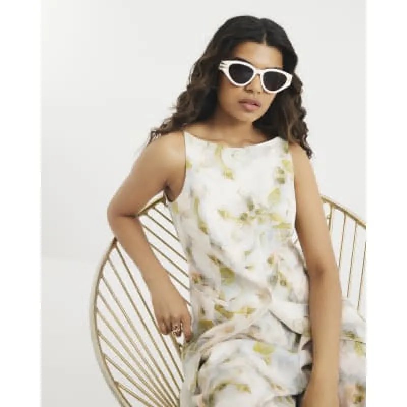 Petite Grey Square Neck Floral Waistcoat sold by River Island