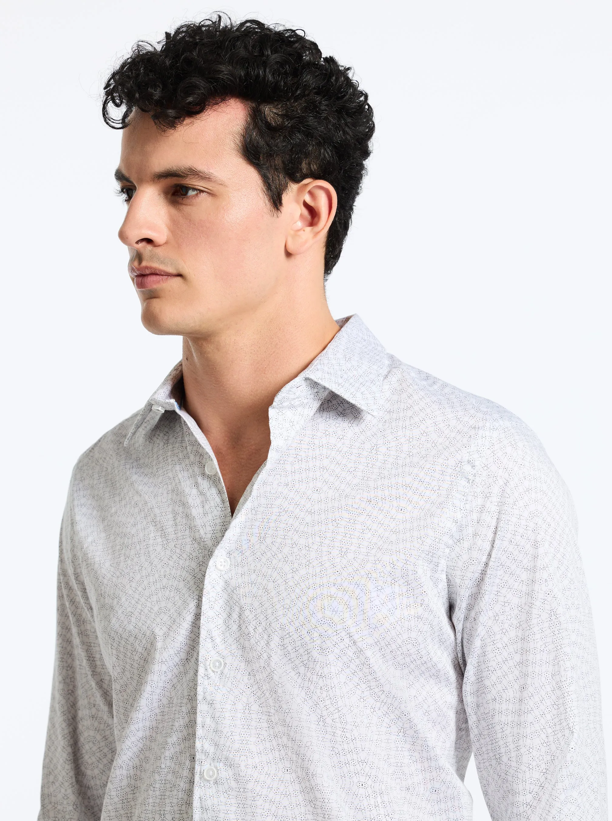 FIGUEROA LONG SLEEVE BUTTON DOWN SHIRT sold by Robert Graham product image thumbnail 3
