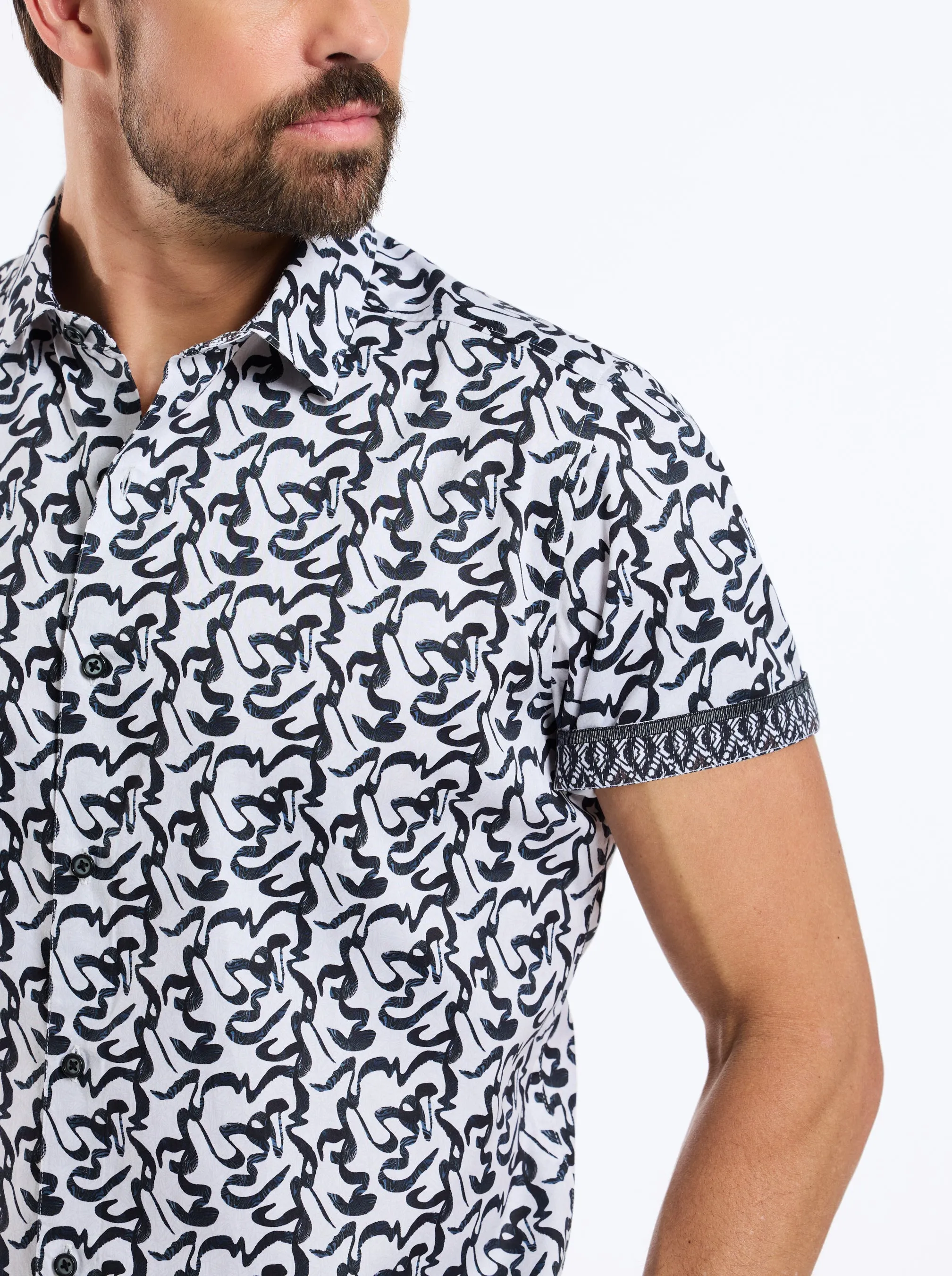THERON SHORT SLEEVE BUTTON DOWN SHIRT sold by Robert Graham product image thumbnail 3