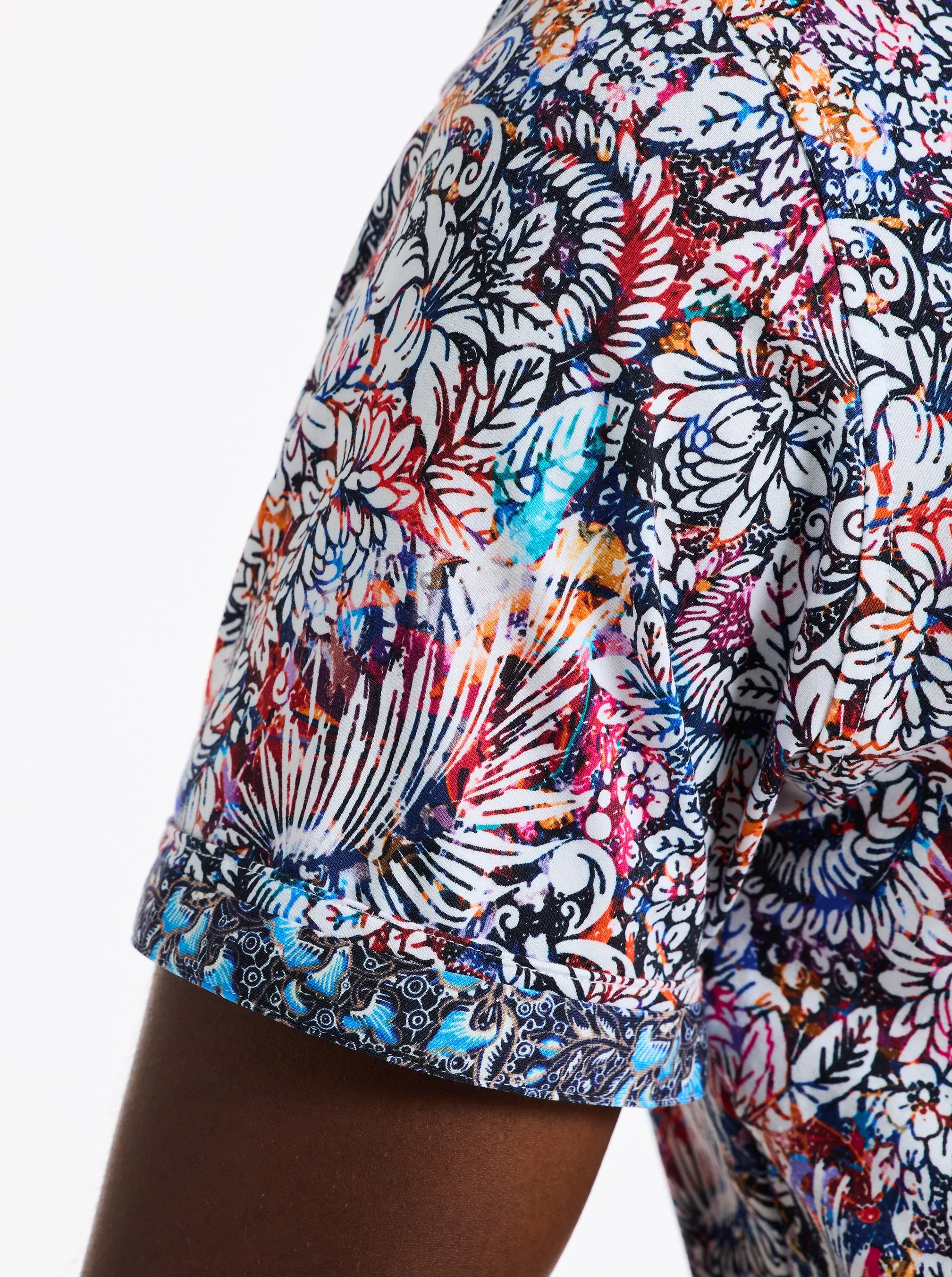 ALAN SHORT SLEEVE BUTTON DOWN SHIRT sold by Robert Graham product image thumbnail 4