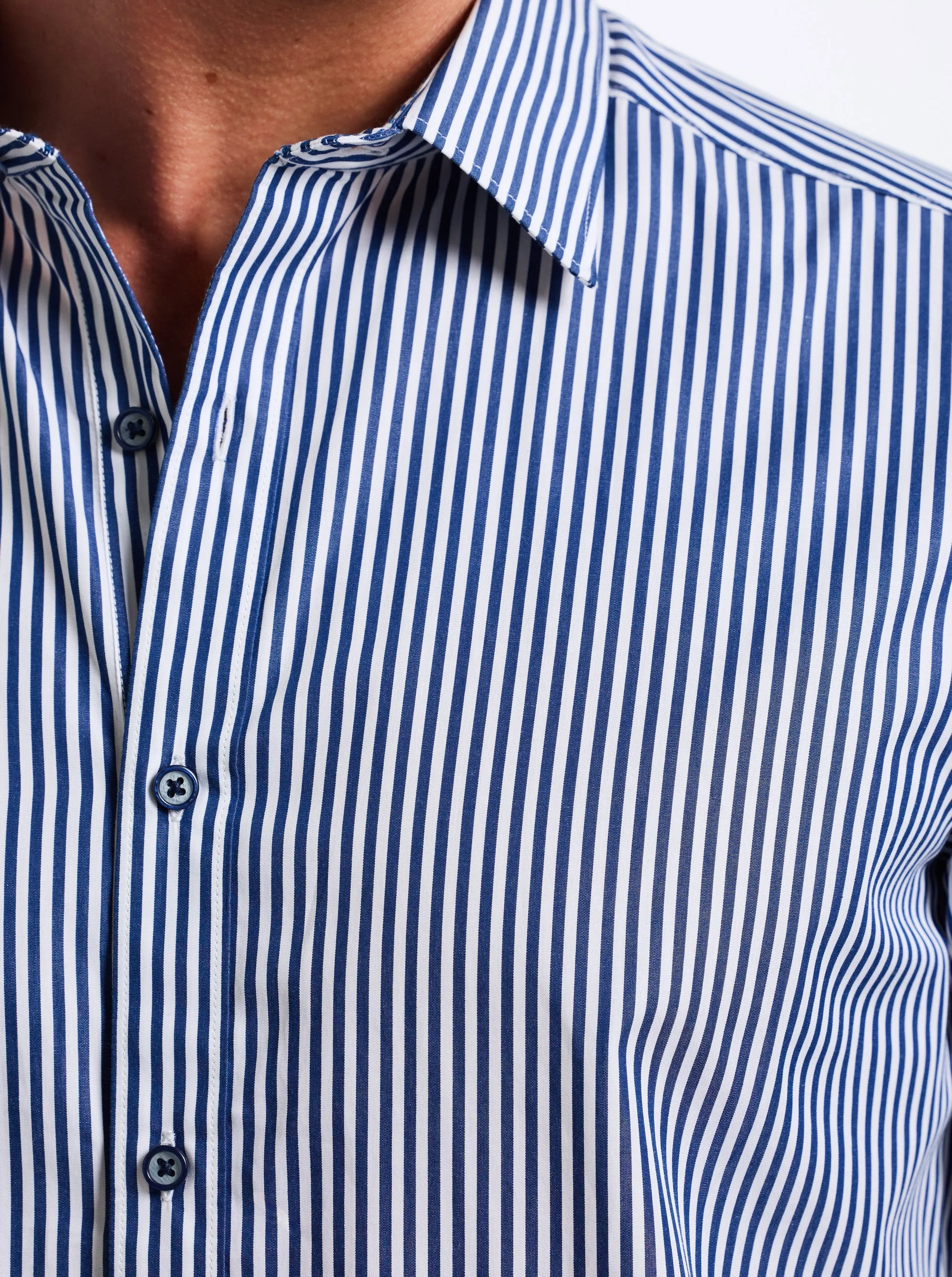 GREENWICH LONG SLEEVE BUTTON DOWN SHIRT sold by Robert Graham product image thumbnail 4