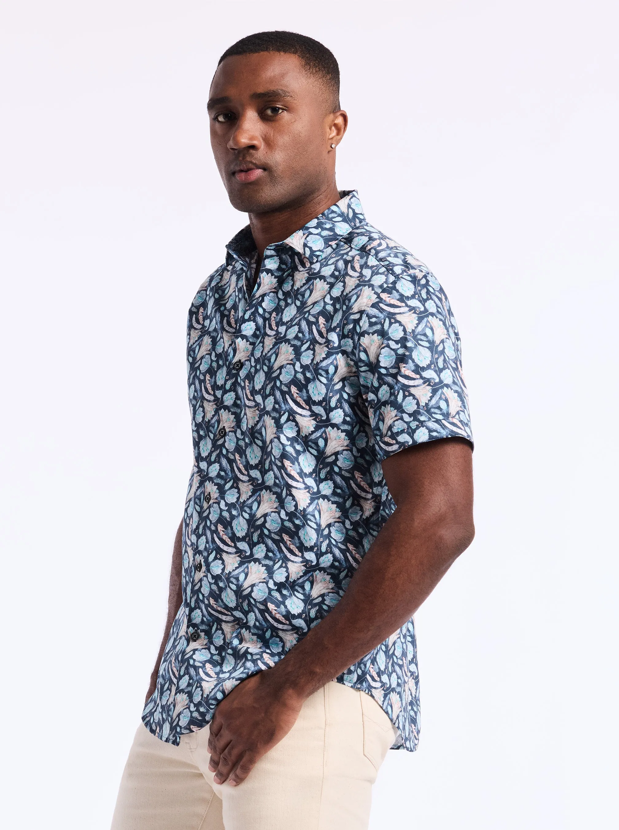 FRESNO SHORT SLEEVE BUTTON DOWN SHIRT sold by Robert Graham product image thumbnail 5