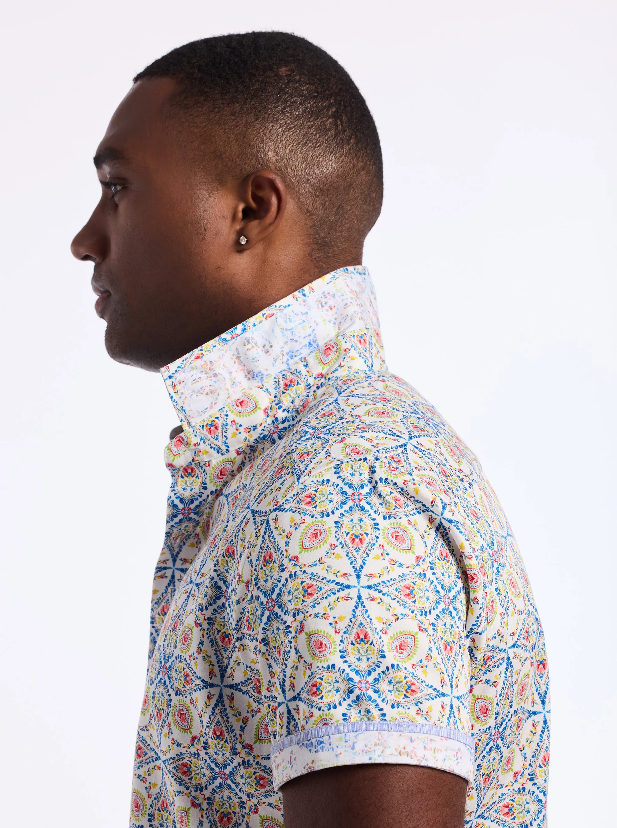 HOLMES SHORT SLEEVE BUTTON DOWN SHIRT sold by Robert Graham product image thumbnail 3