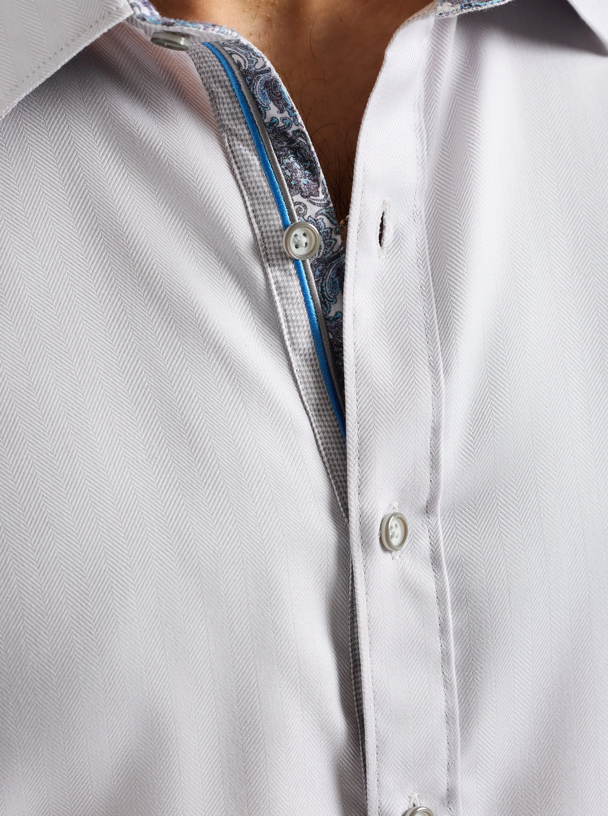 JEMI LONG SLEEVE BUTTON DOWN SHIRT sold by Robert Graham product image thumbnail 4