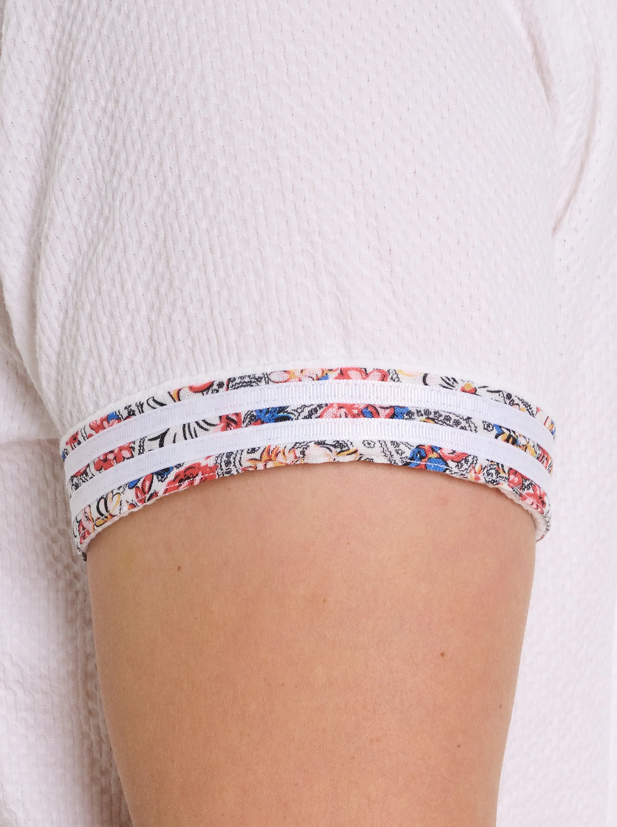 REID SHORT SLEEVE BUTTON DOWN SHIRT sold by Robert Graham product image thumbnail 2