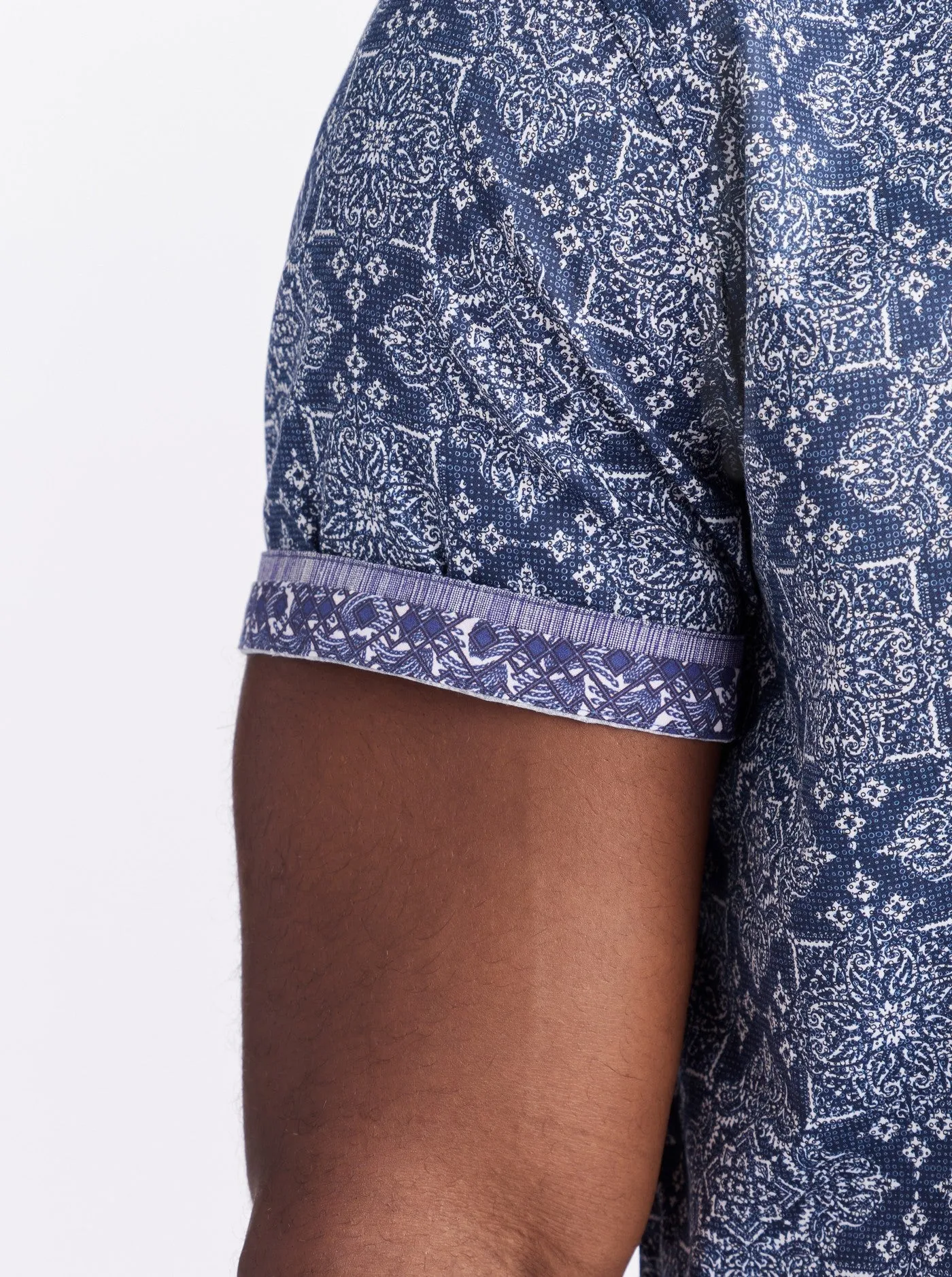 FINMERE SHORT SLEEVE BUTTON DOWN SHIRT sold by Robert Graham product image thumbnail 3