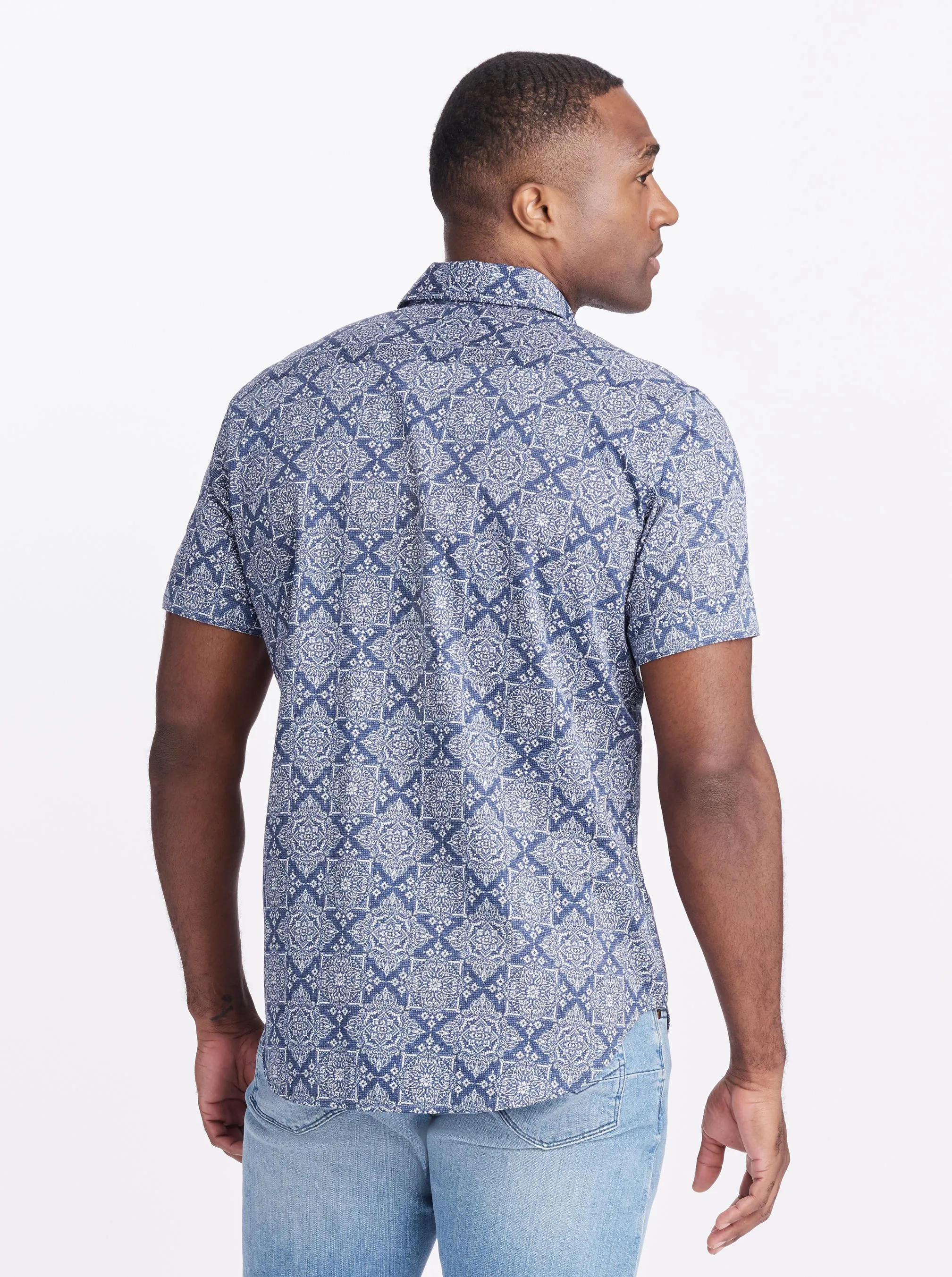 FINMERE SHORT SLEEVE BUTTON DOWN SHIRT sold by Robert Graham product image thumbnail 4