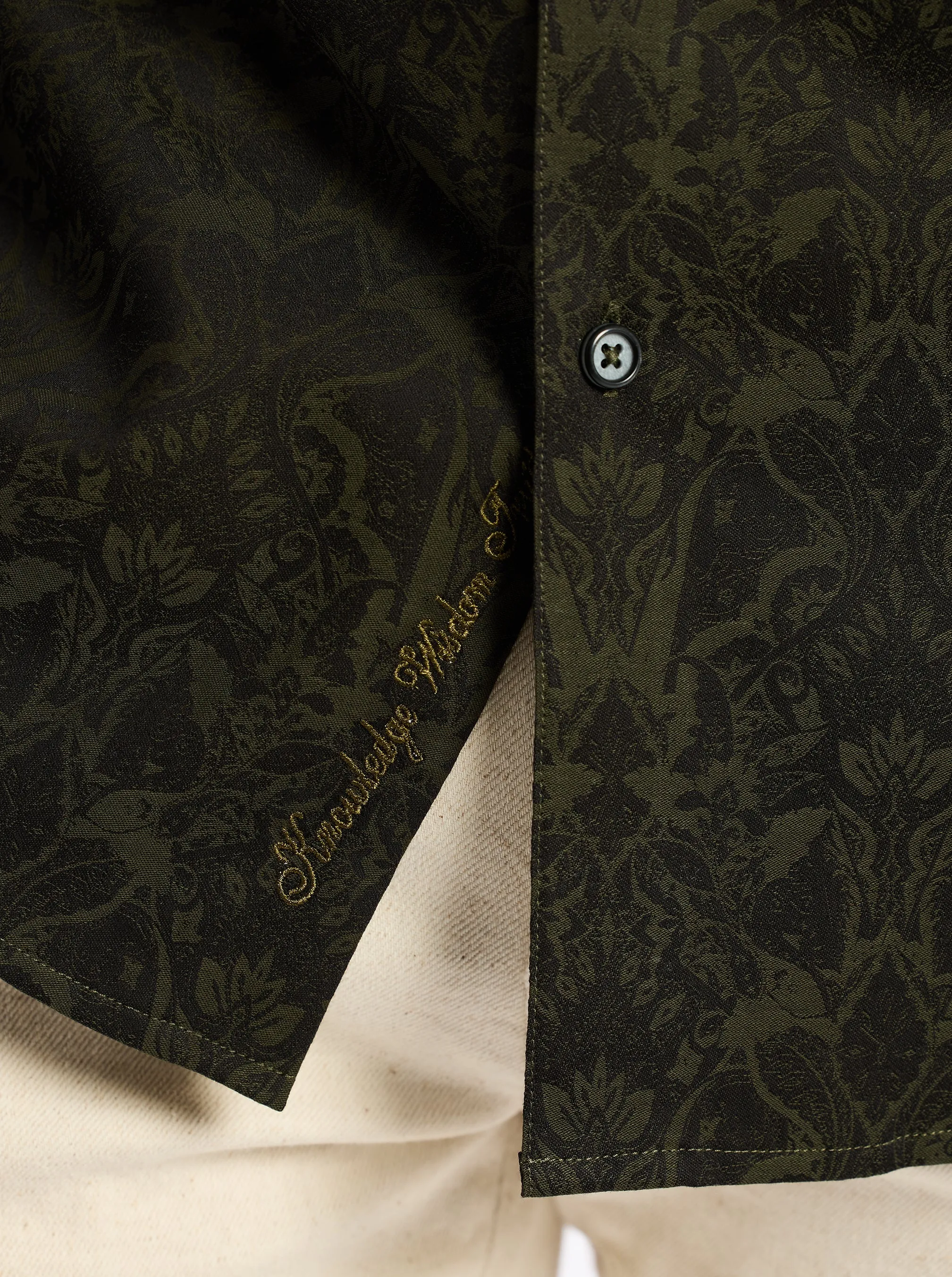 HIGHLAND LONG SLEEVE BUTTON DOWN SHIRT sold by Robert Graham product image thumbnail 5