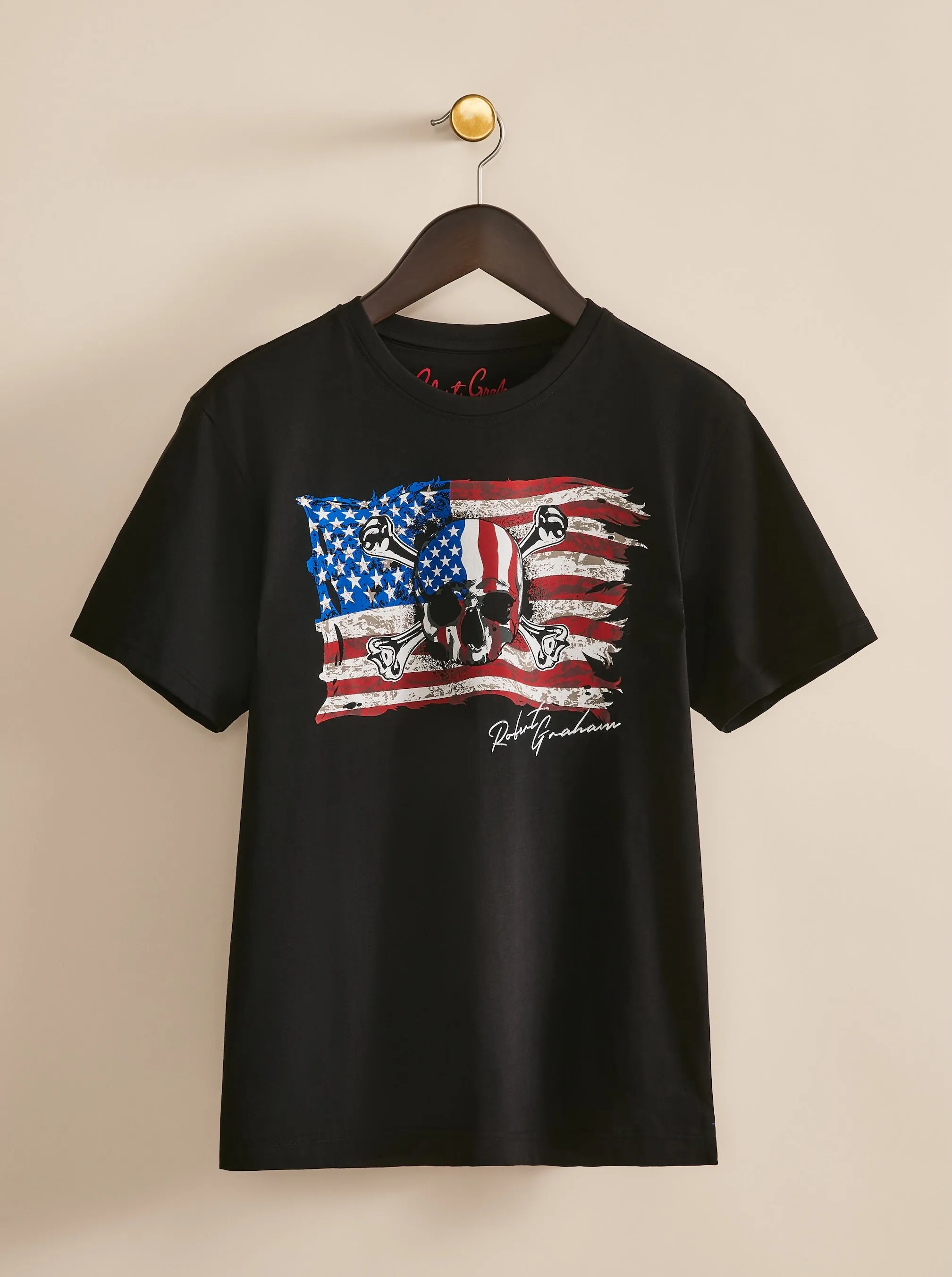SKULL FLAG SHORT SLEEVE T-SHIRT sold by Robert Graham