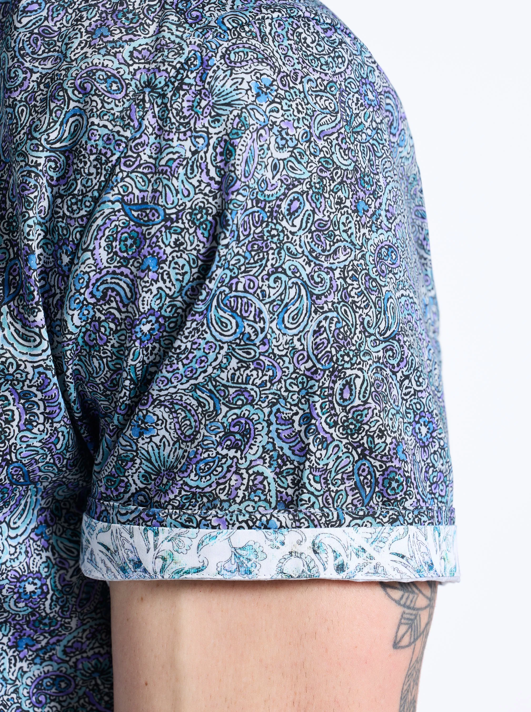 SEATON SHORT SLEEVE BUTTON DOWN SHIRT sold by Robert Graham product image thumbnail 2