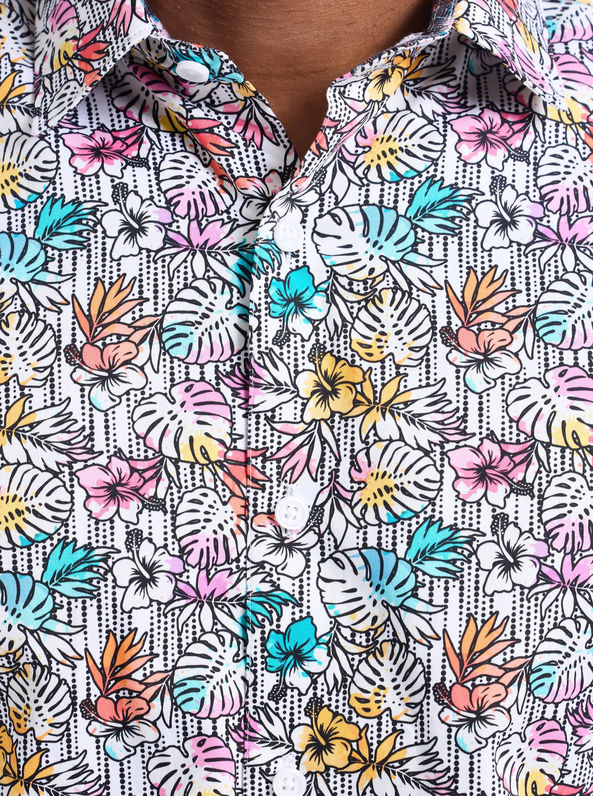 BENLOCH SHORT SLEEVE BUTTON DOWN SHIRT sold by Robert Graham product image thumbnail 2