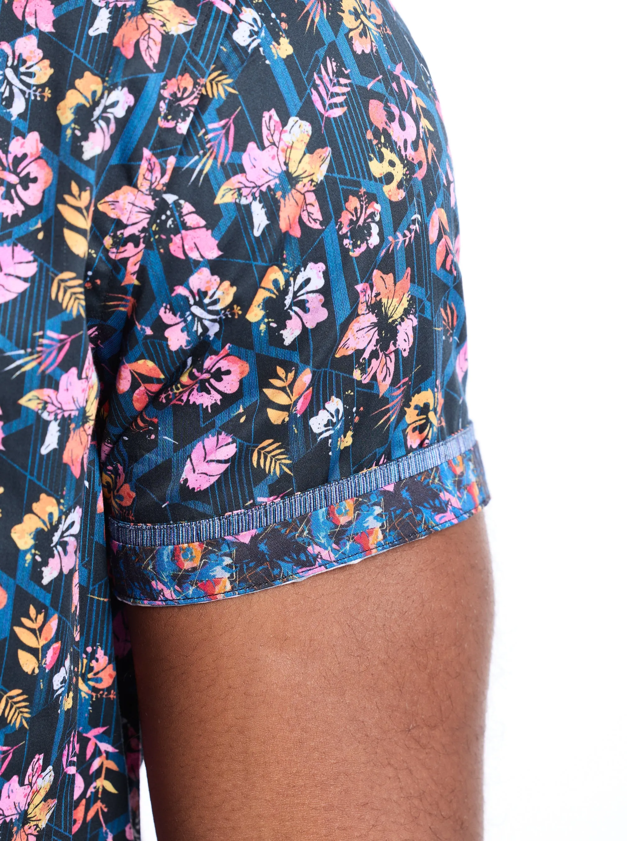 APSLEY SHORT SLEEVE BUTTON DOWN SHIRT sold by Robert Graham product image thumbnail 3