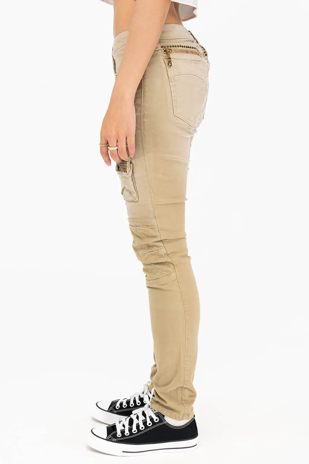 ROBIN'S WOMENS SKINNY UTILITARIAN JEANS IN SULFUR SAND WASH WITH STUDS sold by Robin's Jean product image thumbnail 2