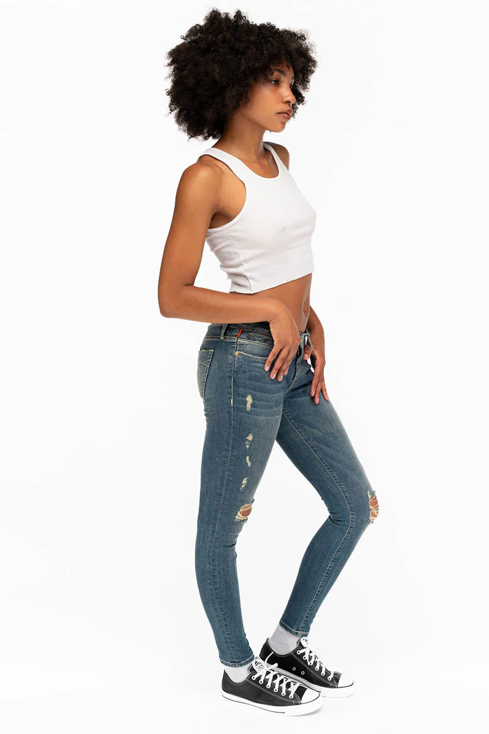 MIDRISE WOMENS SKINNY JEANS IN RIPPED BLUE WASH sold by Robin's Jean product image thumbnail 4