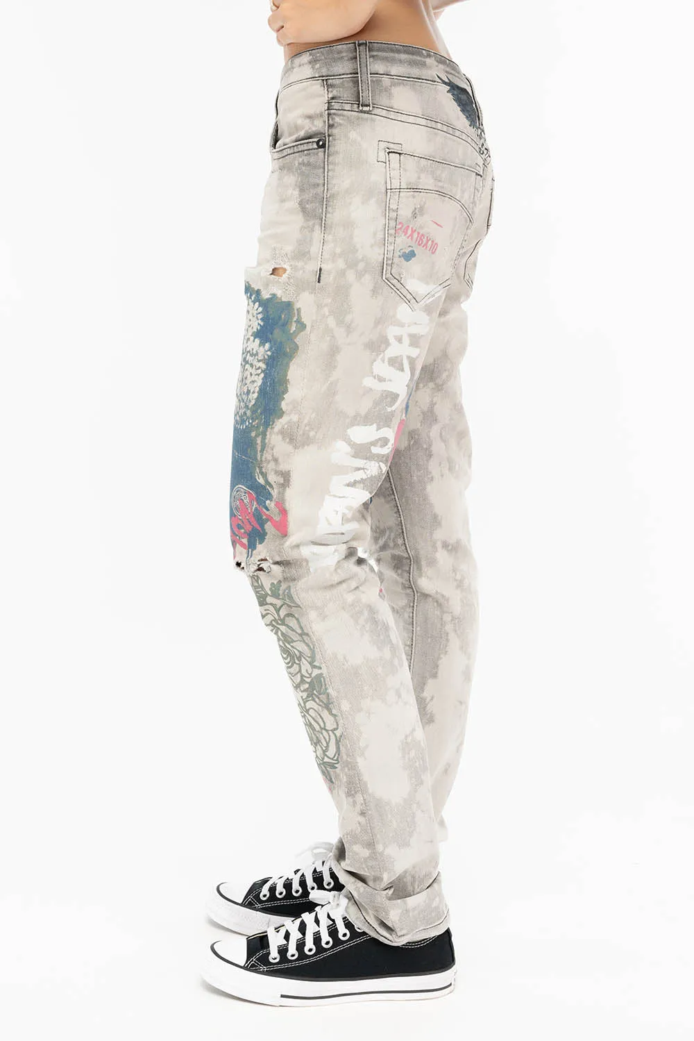 BOYFRIEND STYLE WOMENS JEANS IN MARCEL BLACK WASH WITH GEISHA PRINT sold by Robin's Jean product image thumbnail 2