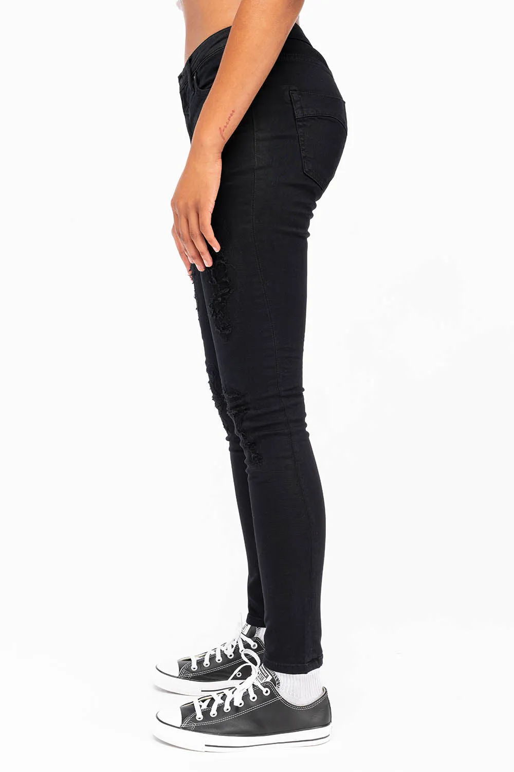 MIDRISE WOMENS SKINNY JEANS IN OVERDYE BLACK sold by Robin's Jean product image thumbnail 3