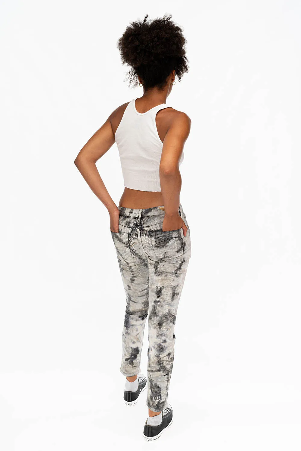 JANE MID RISE WOMENS SKINNY JEANS LIZARD CHARCOAL BLUE WITH GOLD WINGS sold by Robin's Jean product image thumbnail 5