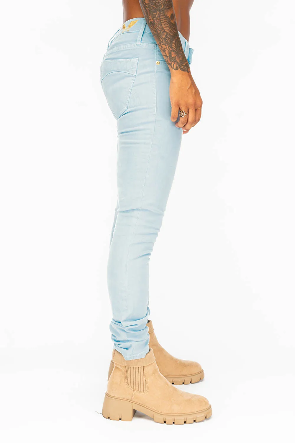 MID RISE WOMENS SKINNY JEANS IN PASTEL BLUE WASH sold by Robin's Jean product image thumbnail 2