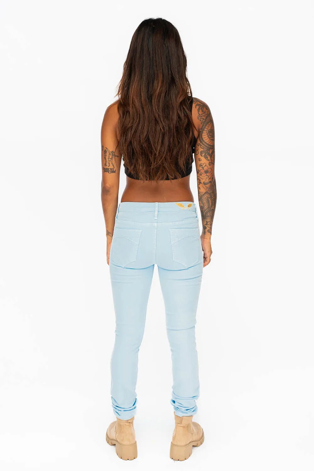 MID RISE WOMENS SKINNY JEANS IN PASTEL BLUE WASH sold by Robin's Jean product image thumbnail 5