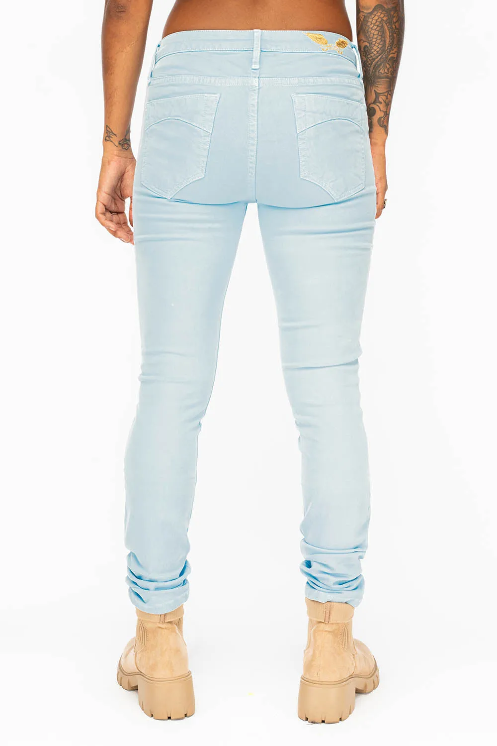 MID RISE WOMENS SKINNY JEANS IN PASTEL BLUE WASH sold by Robin's Jean product image thumbnail 3