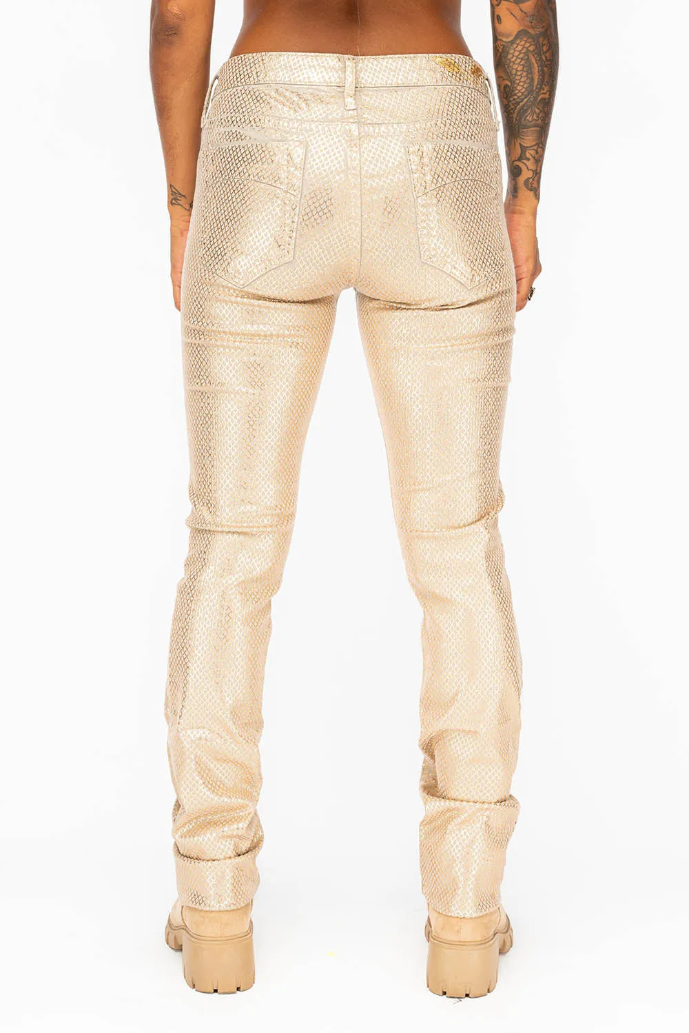 MID RISE WOMENS SKINNY JEANS IN LIGHT GREY HONEYCOMB TREATMENT sold by Robin's Jean product image thumbnail 3