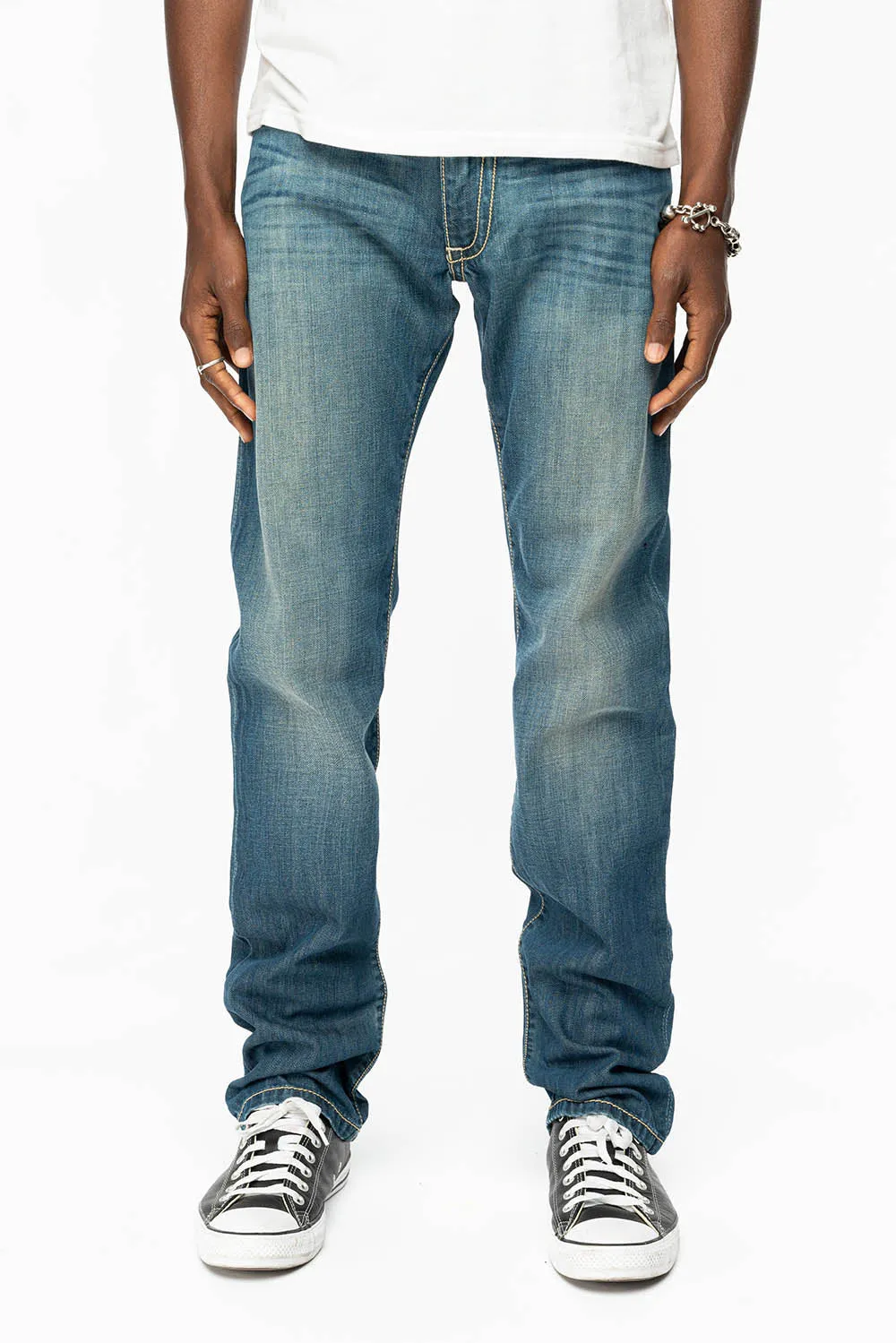 CLASSIC 5 POCKET STRAIGHT LEG JEANS IN BLUE 3D MEDIUM WASH WITH PATCH sold by Robin's Jean product image thumbnail 5