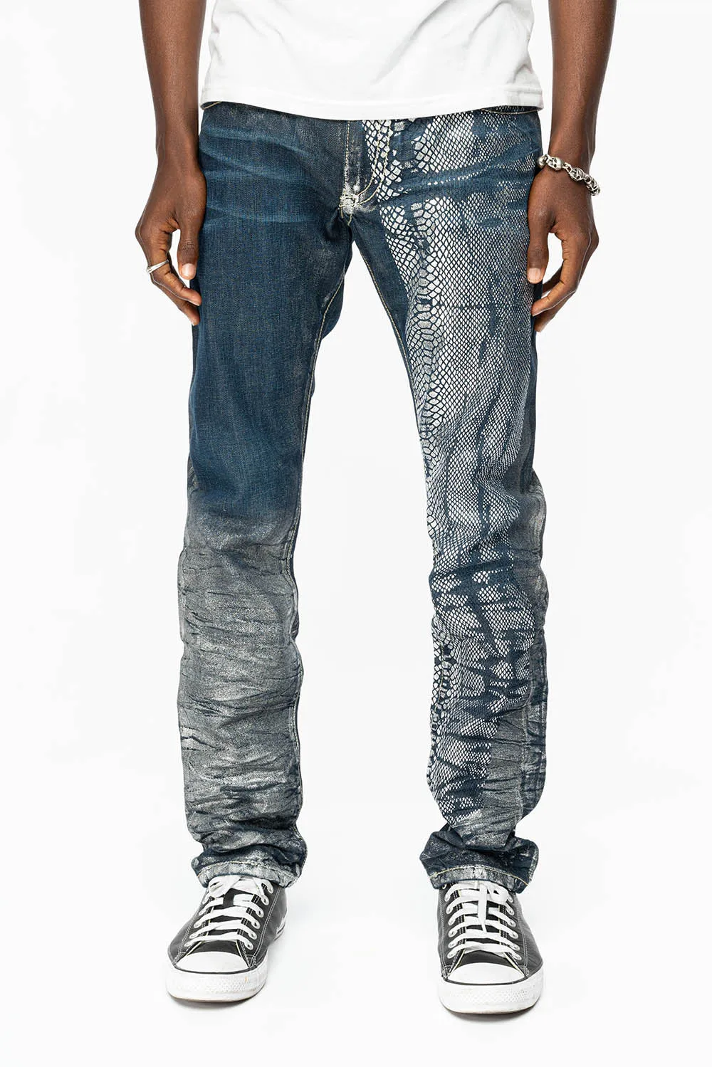 CLASSIC 5 POCKET STRAIGHT LEG JEANS IN DESIGNER SNAKE SILVER WASH sold by Robin's Jean