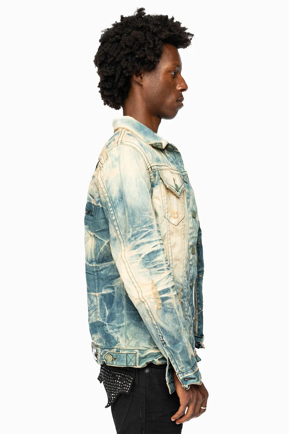 VINTAGE LIGHT BLUE JACKET WITH CONTRAST STITCHING AND BLACK EMBROIDERED LOGO WINGS sold by Robin's Jean product image thumbnail 3