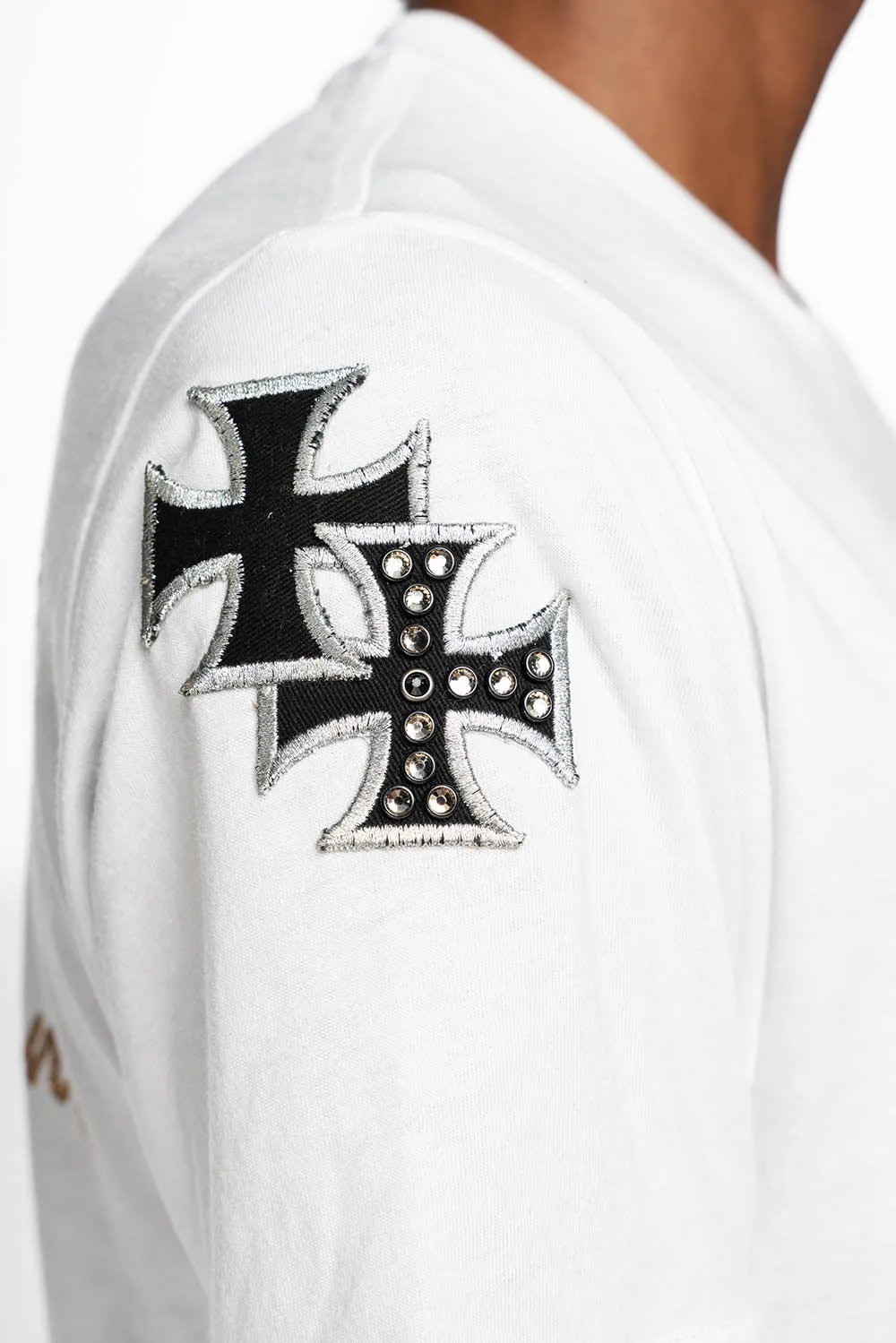 ROBIN’S LOGO WINGS TEE IN WHITE EMBELLISHED WITH CROSS PATCHES AND CRYSTALS sold by Robin's Jean product image thumbnail 3