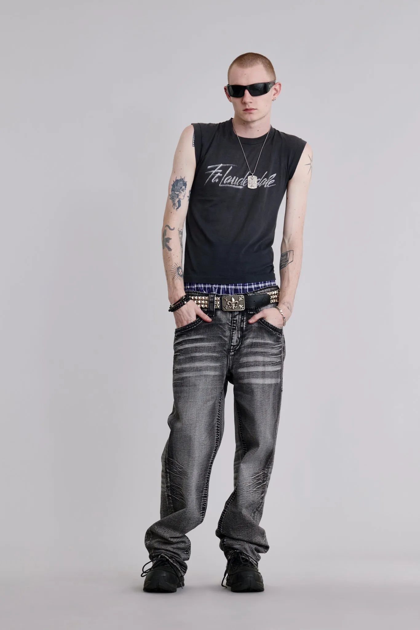 Norwell Baggy 1 Jeans in Gray sold by Rock Revival product image thumbnail 3