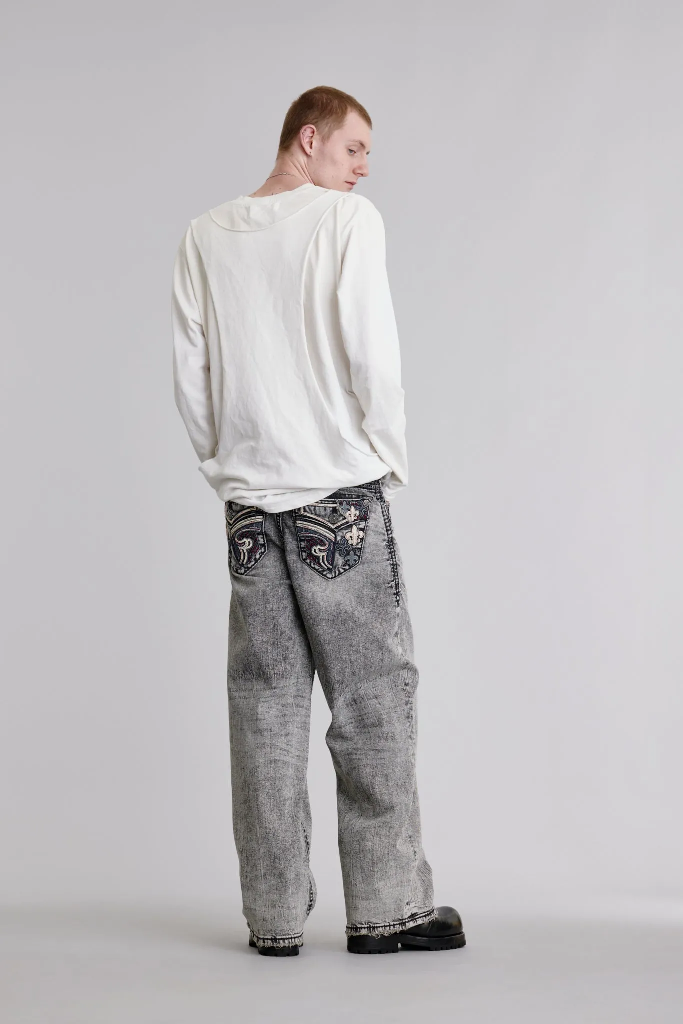 Thorne Baggy 3 Jeans in Gray sold by Rock Revival product image thumbnail 2