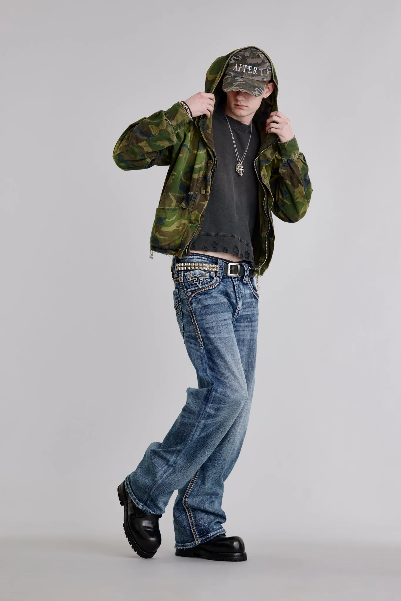 Arther Baggy 2 Jeans in Medium Blue sold by Rock Revival product image thumbnail 4