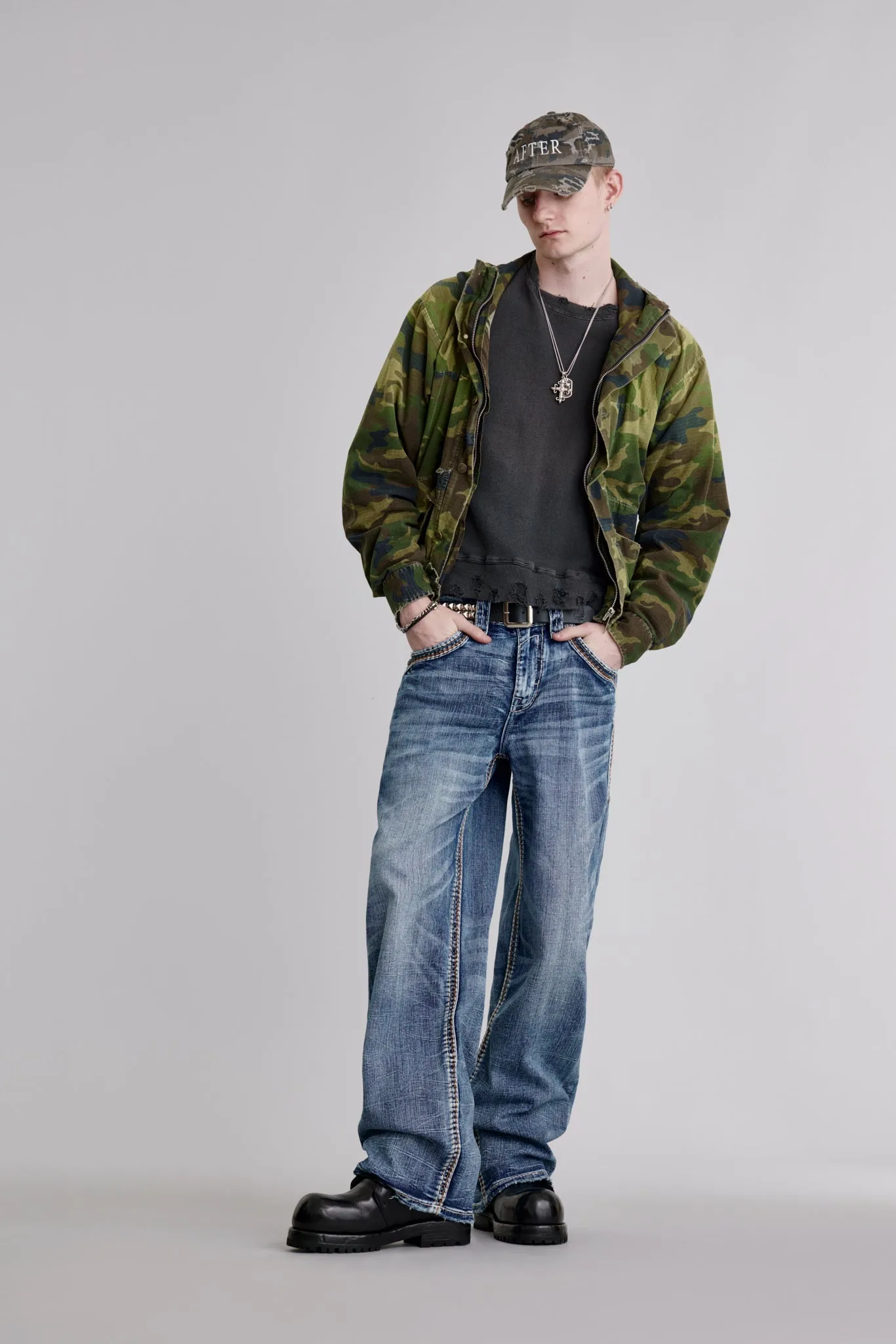 Arther Baggy 2 Jeans in Medium Blue sold by Rock Revival product image thumbnail 3