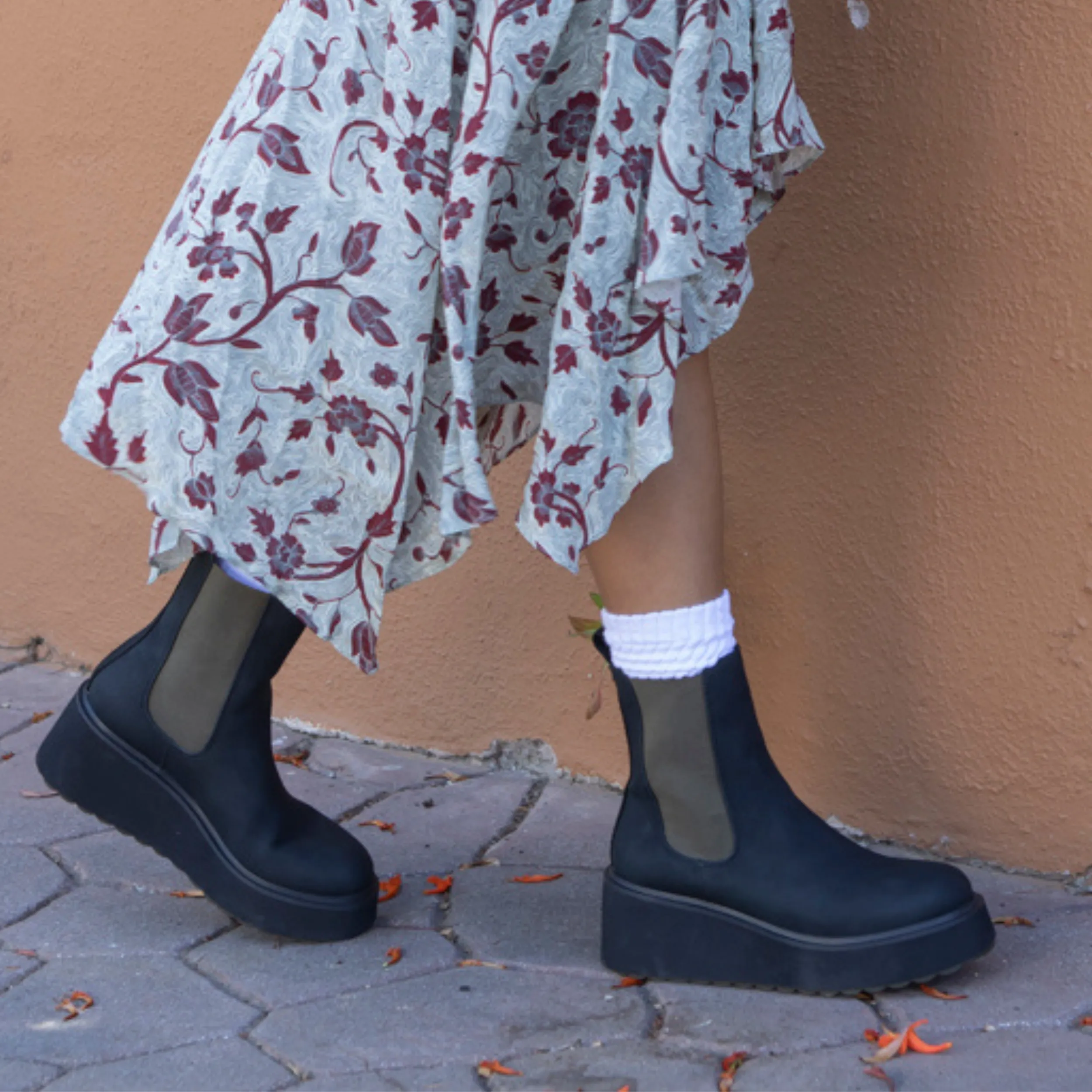 Heyday Black Platform Chelsea Boot sold by Rocket Dog product image thumbnail 2