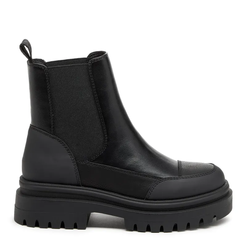 Delta Black Chelsea Boot made by Rocket Dog