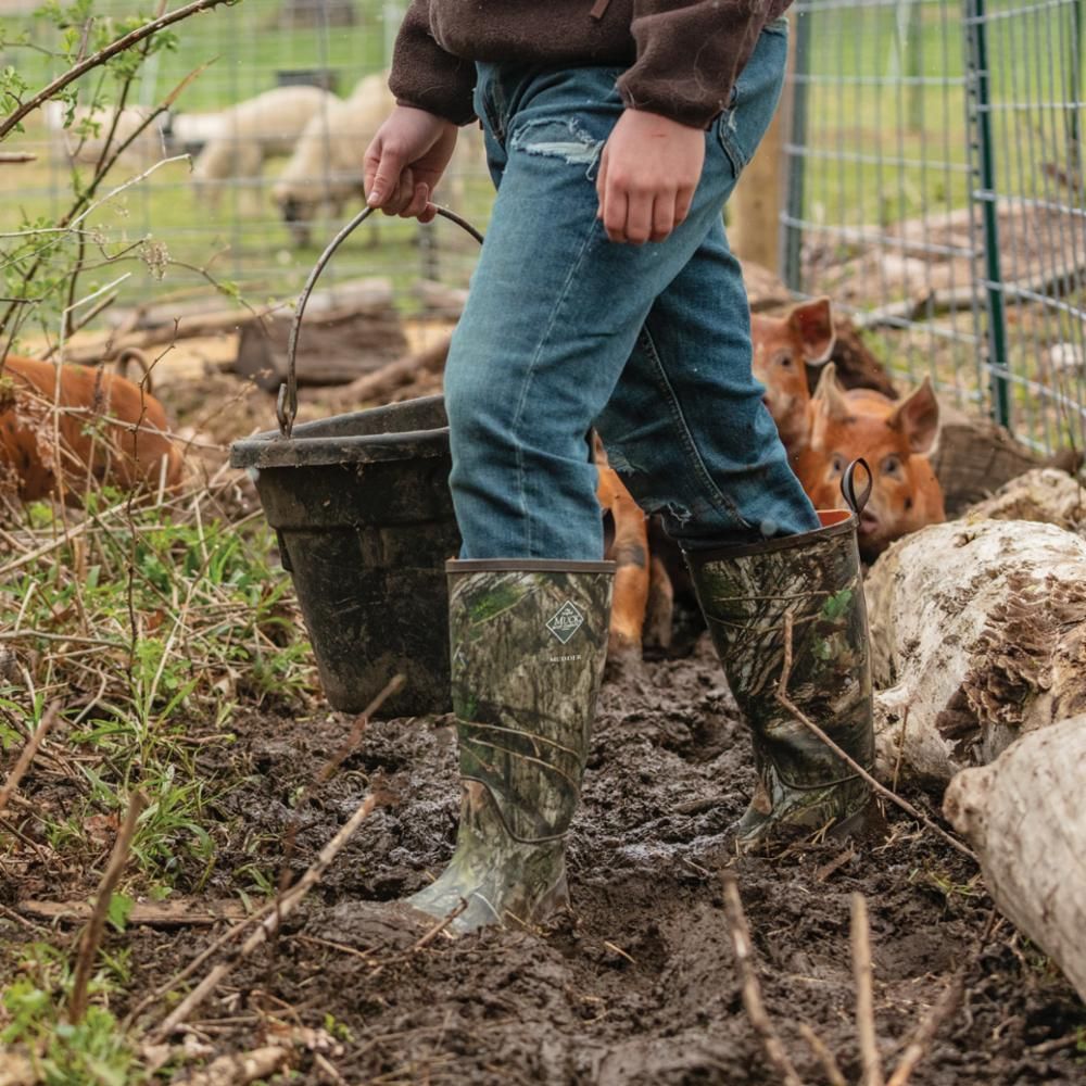 Muck Footwear Men MENS MUDDER TALL MOSSYOAKCOUNTRYDNA sold by Rockport product image thumbnail 2